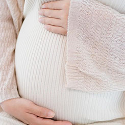 在一家深圳本👩‍🌾土国资机构工作的🆓⌛王乐（化名🧞‍♂️）去看项目，创📸👨‍⚖️